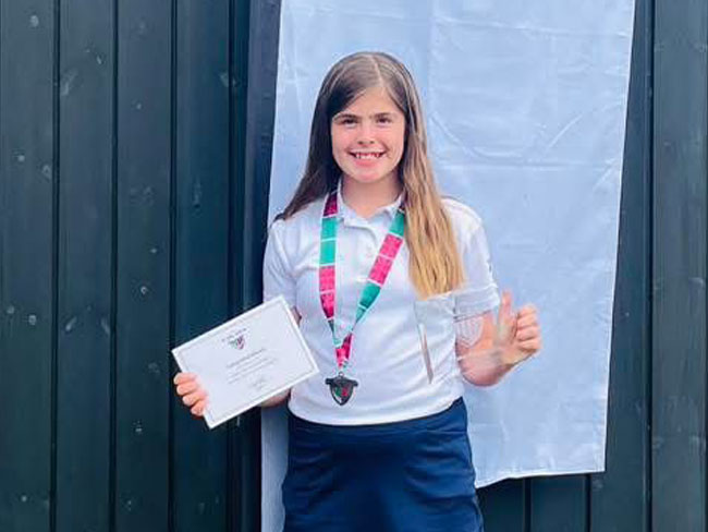 Junior golf